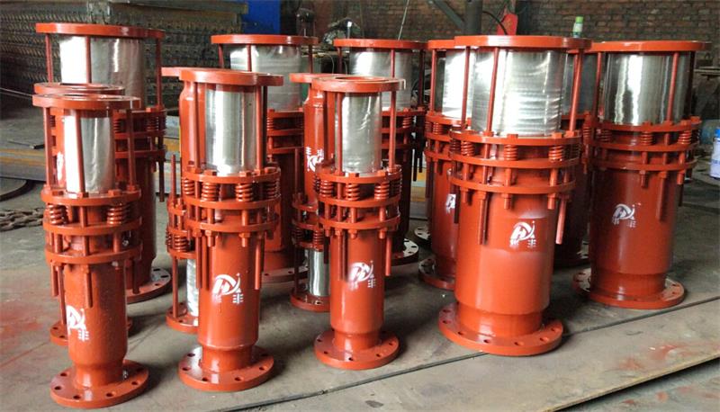 彈性套筒式補償器